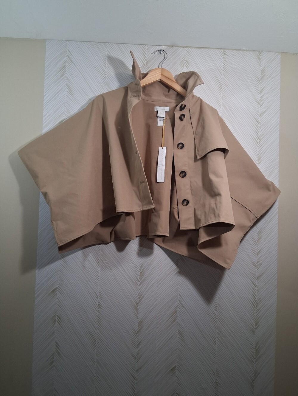 House of Harlow 1960 Tan Cape-Style Jacket